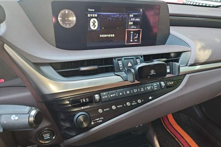 Used Lexus ES 2018 200 Excellence Edition China V Standard Audio And AC Panel