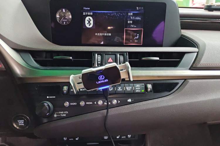 Used Lexus ES 2018 200 Luxury Edition China V Standard Audio And AC Panel