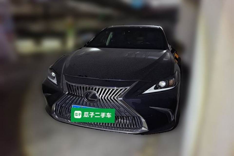 Lexus ES 2018