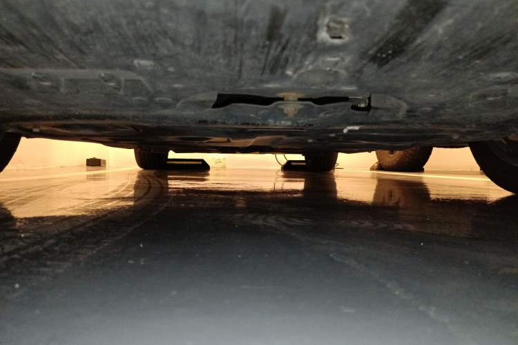 Used Lexus ES 2018 300h Premier Edition China VI Standard Chassis Front