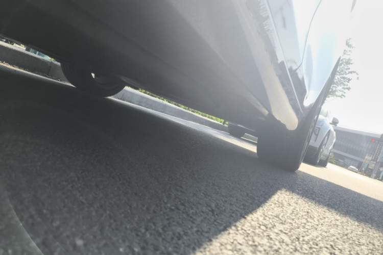 Used Lexus ES 2018 260 F SPORT China VI Chassis Front Left
