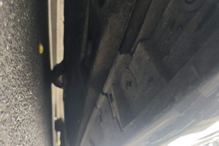 Used Lexus ES 2018 300h Premier Edition China VI Standard Chassis Front Left