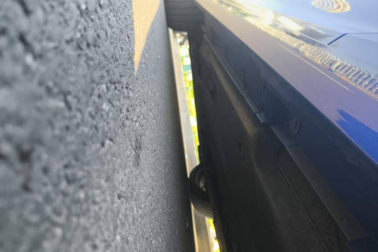 Used Lexus ES 2018 260 F SPORT China VI Chassis Rear Left