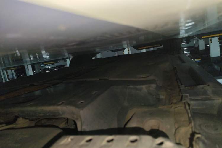 Used Lexus ES 2018 300h Premium Edition China V Standard Chassis Rear Left