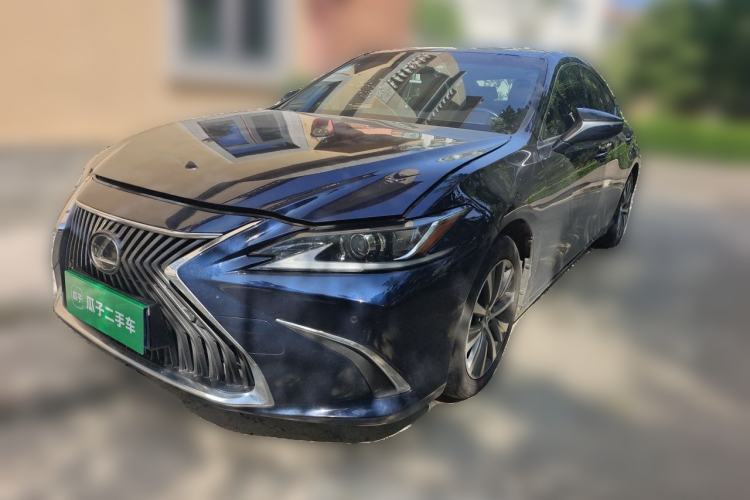 Gebrauchter Lexus ES 2018 200 Excellence Edition China V Standard Guazi used car, China used car export, Used car for sale, Used  cars, Cheapest cars for sale