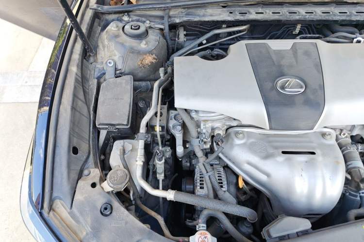 Used Lexus ES 2018 200 Excellence Edition China V Standard Engine Bay Right