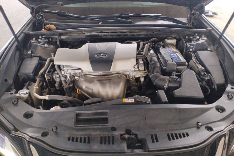 Used Lexus ES 2018 200 Luxury Edition China V Standard Engine Bay
