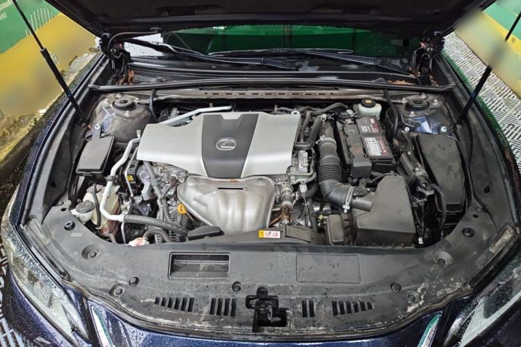 Used Lexus ES 2018 200 Luxury Edition China V Standard Engine Bay