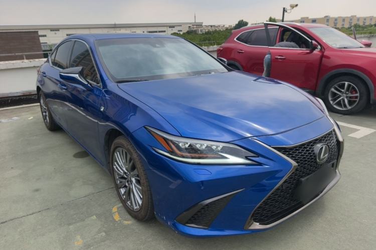 Used Lexus ES 2018 260 Excellence Edition China VI Standard Exterior 1
