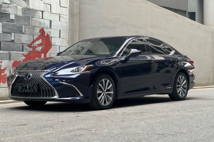 Used Lexus ES 2018 300h Premier Edition China VI Standard Exterior 2
