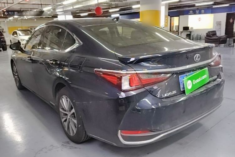 Used Lexus ES 2018 300h Premier Edition China VI Standard Exterior 2