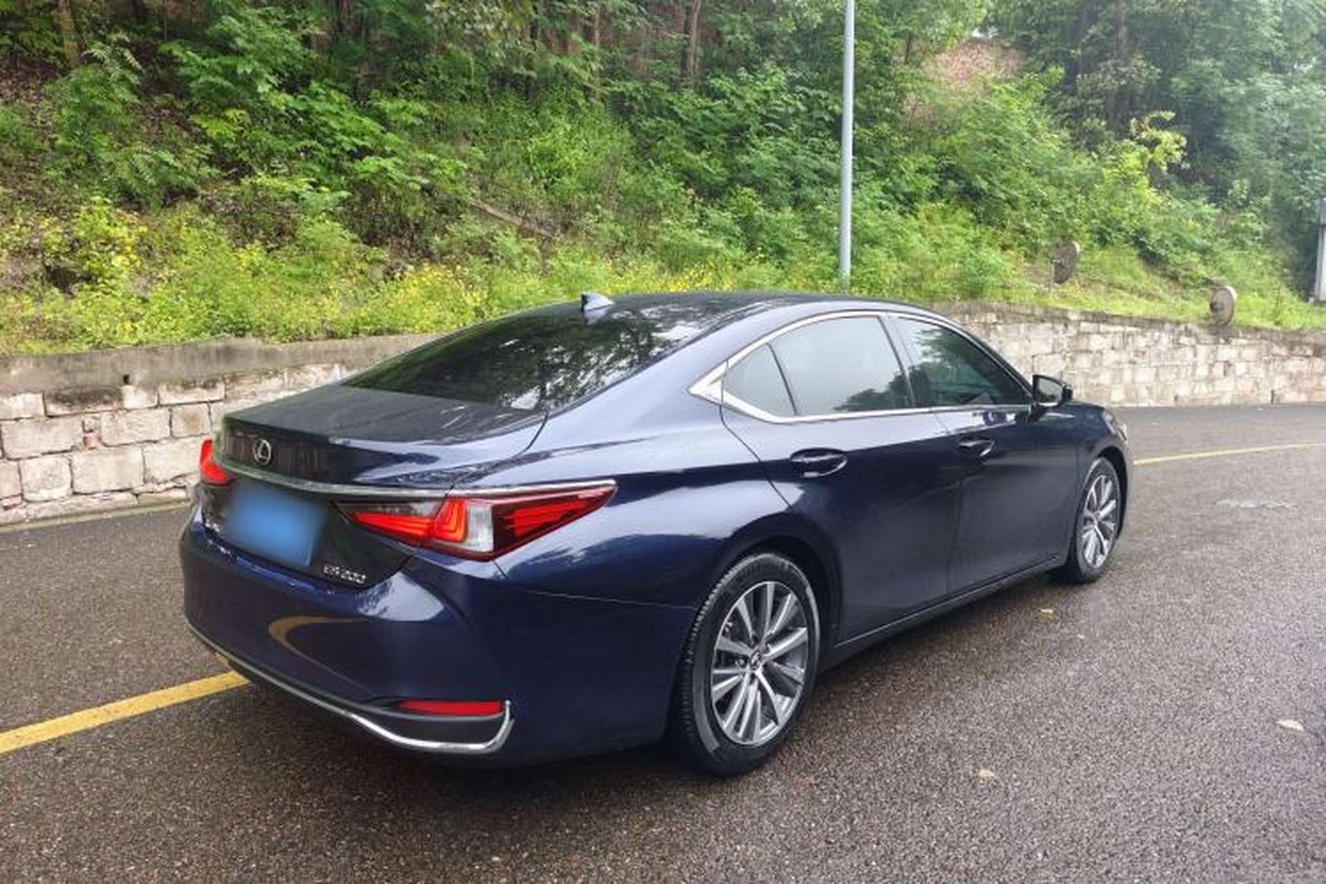 Used Lexus ES 2018 200 Excellence Edition China V Standard Exterior 3