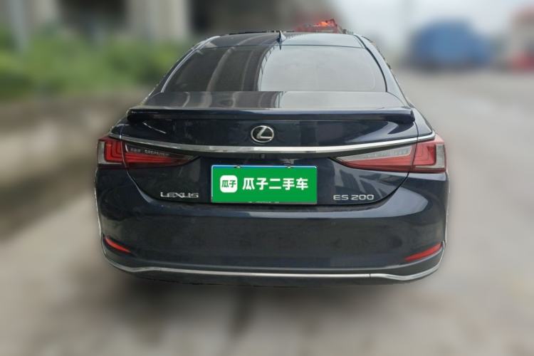 Used Lexus ES 2018 200 Luxury Edition China V Standard Exterior 4