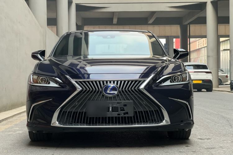 Used Lexus ES 2018 300h Premier Edition China VI Standard Exterior 5