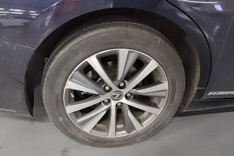 Used Lexus ES 2018 300h Premier Edition China VI Standard Exterior 5