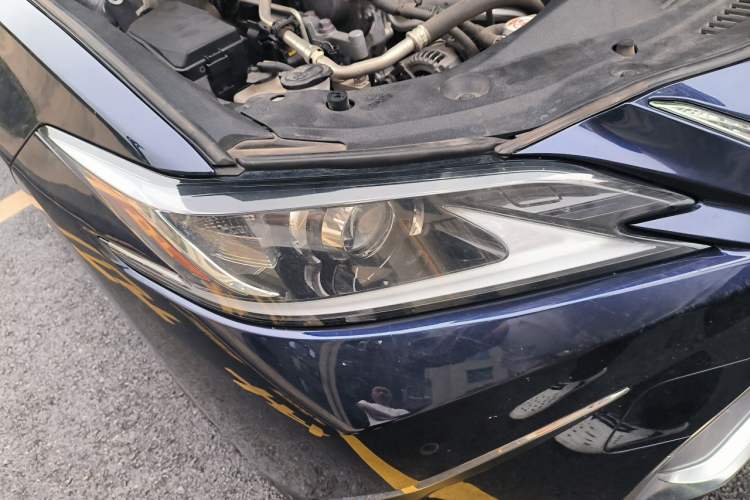 Used Lexus ES 2018 200 Excellence Edition China VI Standard Exterior 6