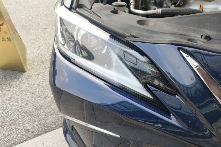 Used Lexus ES 2018 200 Excellence Edition China VI Standard Exterior 6