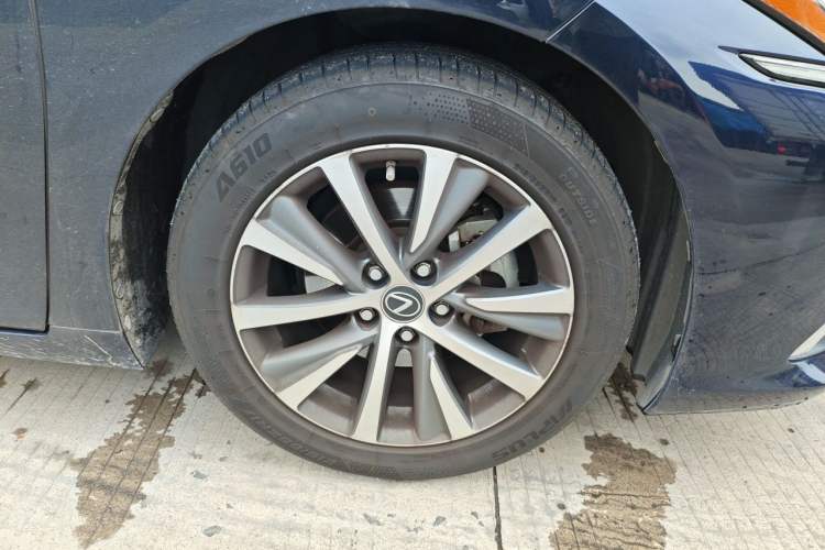 Used Lexus ES 2018 200 Luxury Edition China V Standard Exterior 7