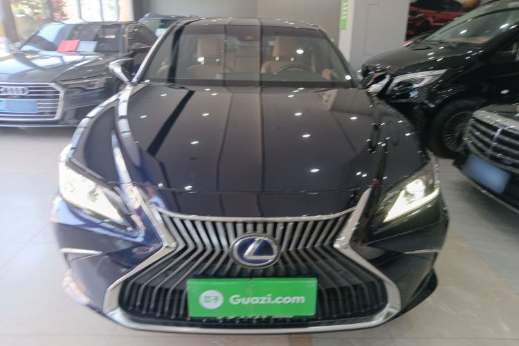 Used Lexus ES 2018 300h Premier Edition China VI Standard Front