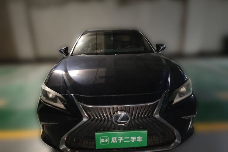 Used Lexus ES 2018 200 Excellence Edition China V Standard Front
