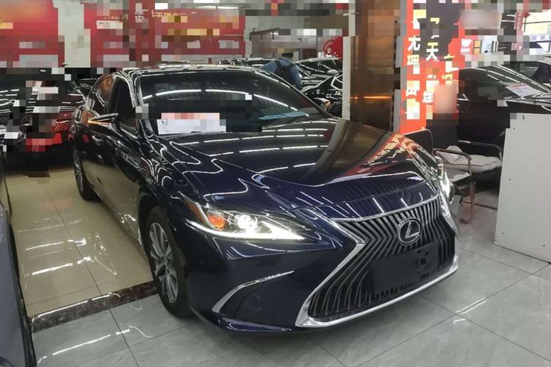 Used Lexus ES 2018 200 Excellence Edition China V Standard Front Right 45 Deg