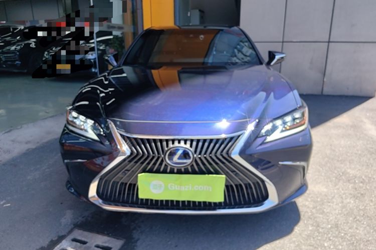Used Lexus ES 2018 300h Premium Edition China VI Standard Front