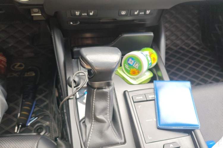 Used Lexus ES 2018 200 Luxury Edition China V Standard Gear Lever