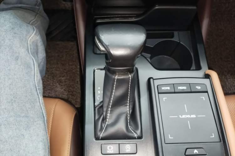 Used Lexus ES 2018 200 Excellence Edition China V Standard Gear Lever