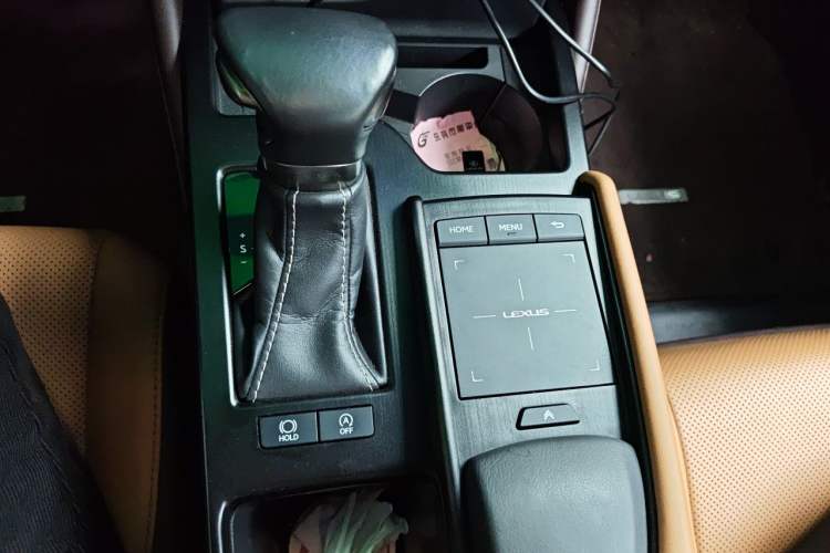 Used Lexus ES 2018 200 Luxury Edition China V Standard Gear Lever