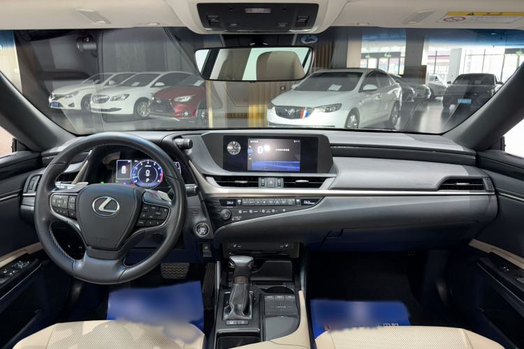 Used Lexus ES 2018 200 Excellence Edition China V Standard Interior 1