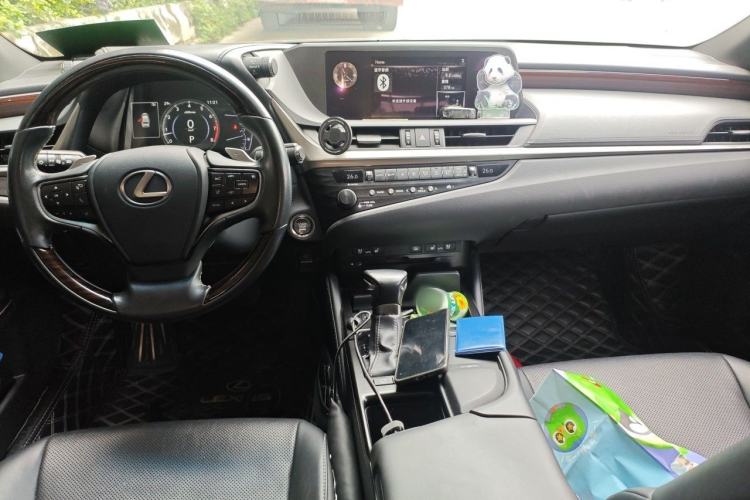 Used Lexus ES 2018 200 Luxury Edition China V Standard Interior 2