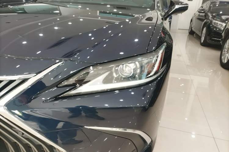 Used Lexus ES 2018 200 Excellence Edition China V Standard Left Front Headlight