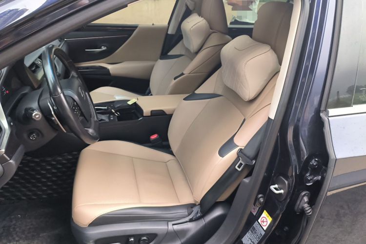 Used Lexus ES 2018 200 Excellence Edition China VI Standard Left Front Seat