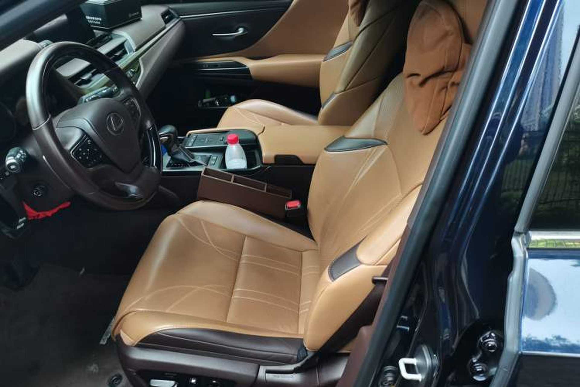 Used Lexus ES 2018 300h Premium Edition China VI Standard Left Front Seat