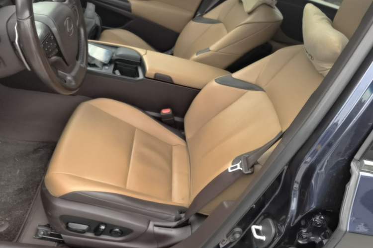 Used Lexus ES 2018 200 Excellence Edition China V Standard Left Front Seat