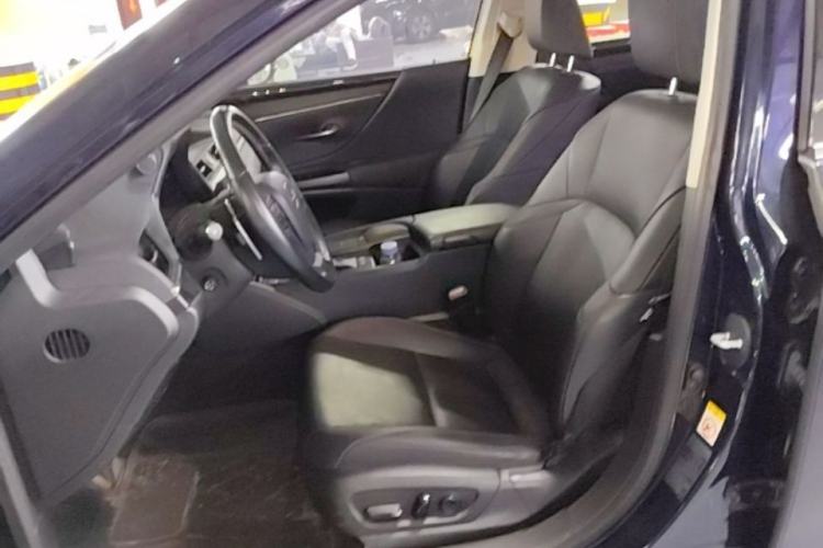 Used Lexus ES 2018 300h Premier Edition China VI Standard Left Front Seat