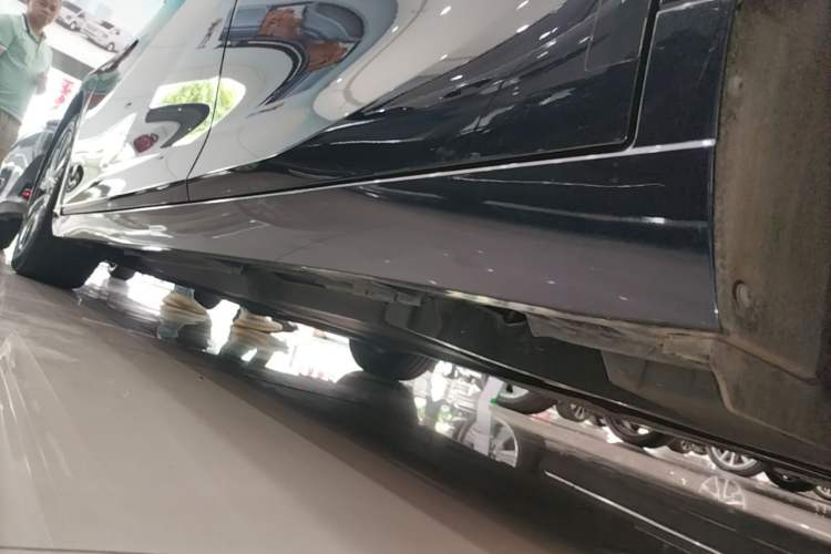 Used Lexus ES 2018 200 Excellence Edition China V Standard Left Side Sill