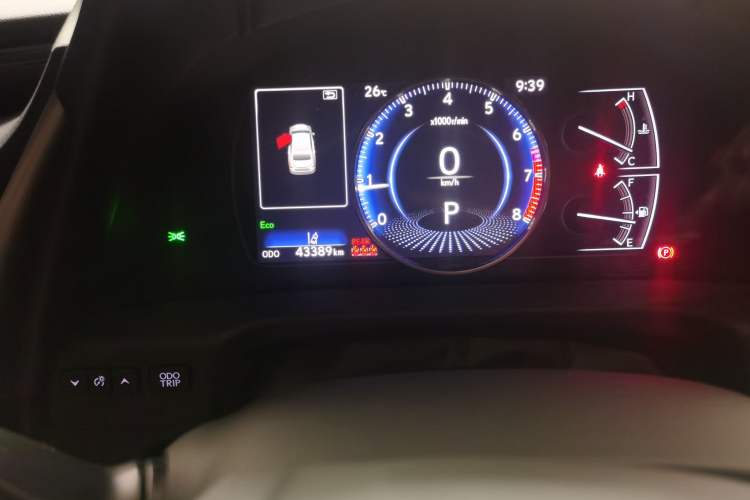 Used Lexus ES 2018 200 Excellence Edition China VI Standard Odometer Close Up