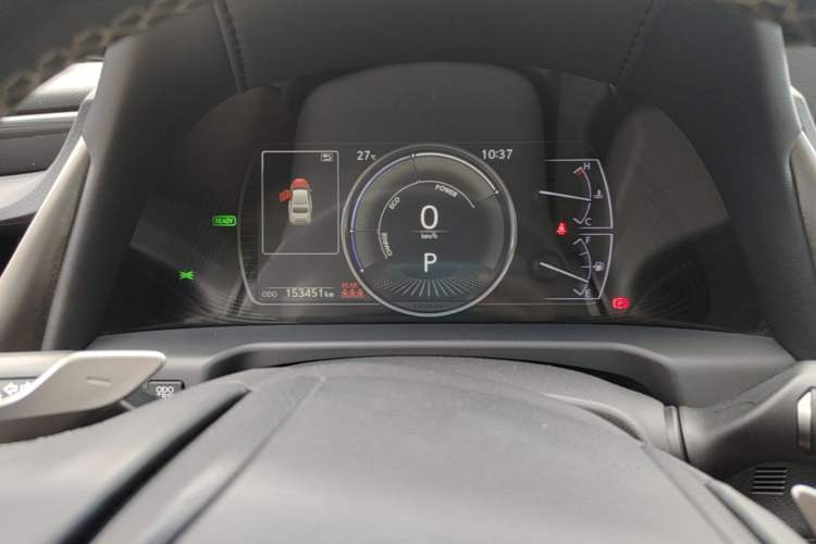Used Lexus ES 2018 300h Premier Edition China V Standard Odometer Close Up