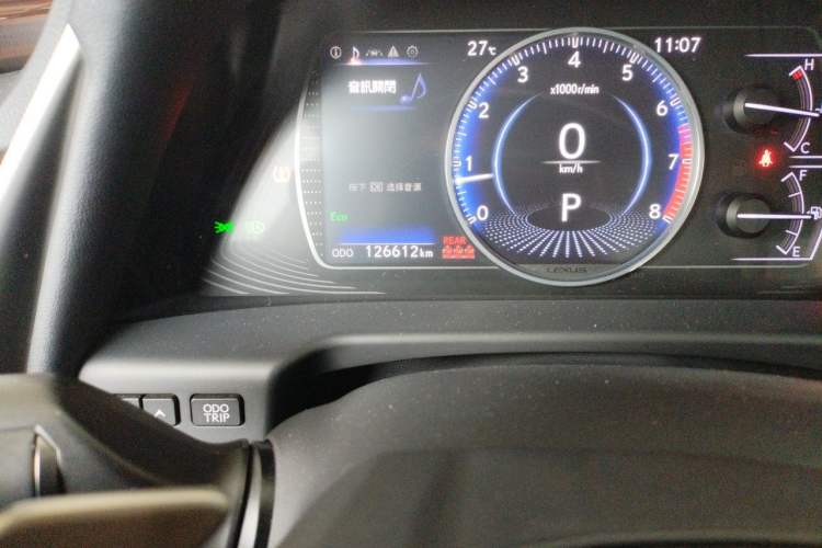 Used Lexus ES 2018 200 Luxury Edition China V Standard Odometer Close Up