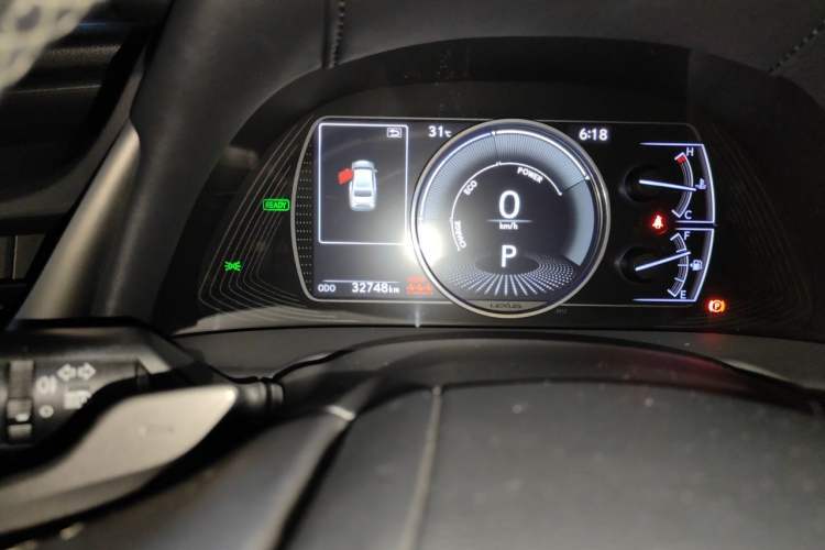 Used Lexus ES 2018 300h Premier Edition China VI Standard Odometer Close Up