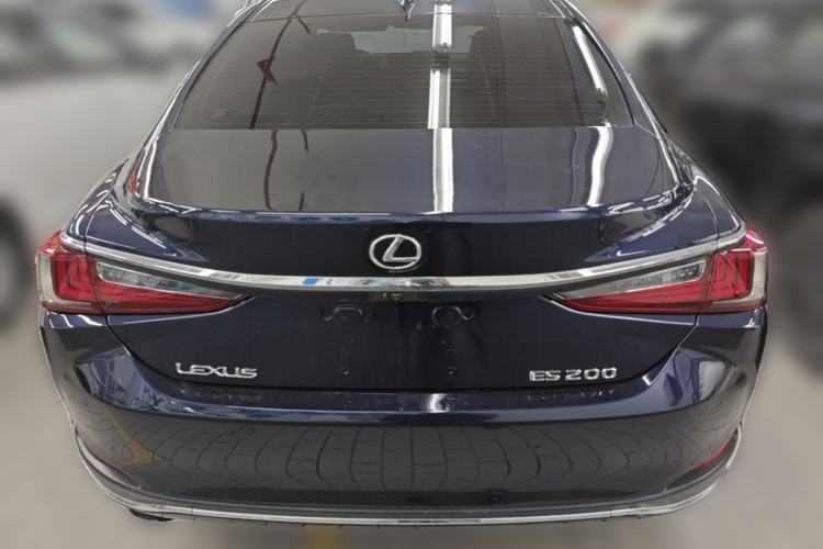 Used Lexus ES 2018 200 Excellence Edition China V Standard Rear