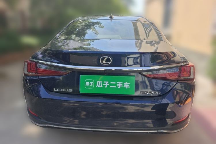 Used Lexus ES 2018 200 Excellence Edition China V Standard Rear