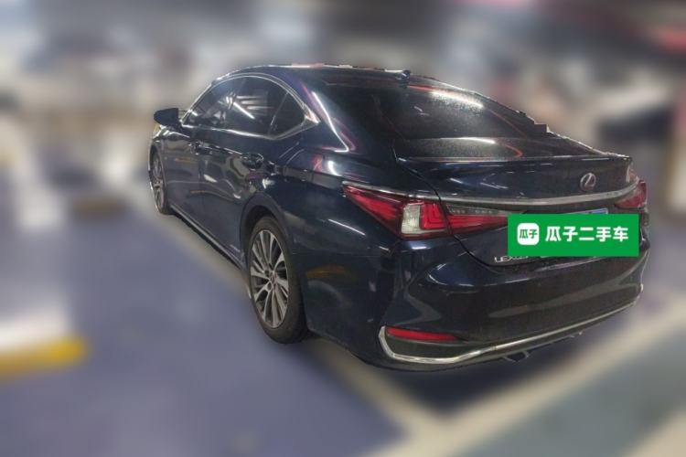 Used Lexus ES 2018 300h Premium Edition China V Standard Rear Left 45 Deg