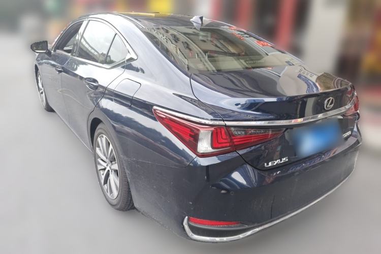 Used Lexus ES 2018 200 Luxury Edition China VI Rear Left 45 Deg