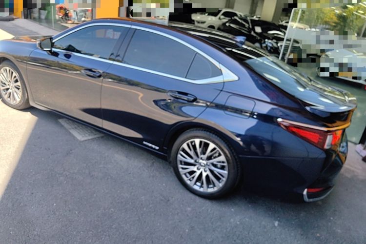 Used Lexus ES 2018 300h Premium Edition China VI Standard Rear Left 45 Deg