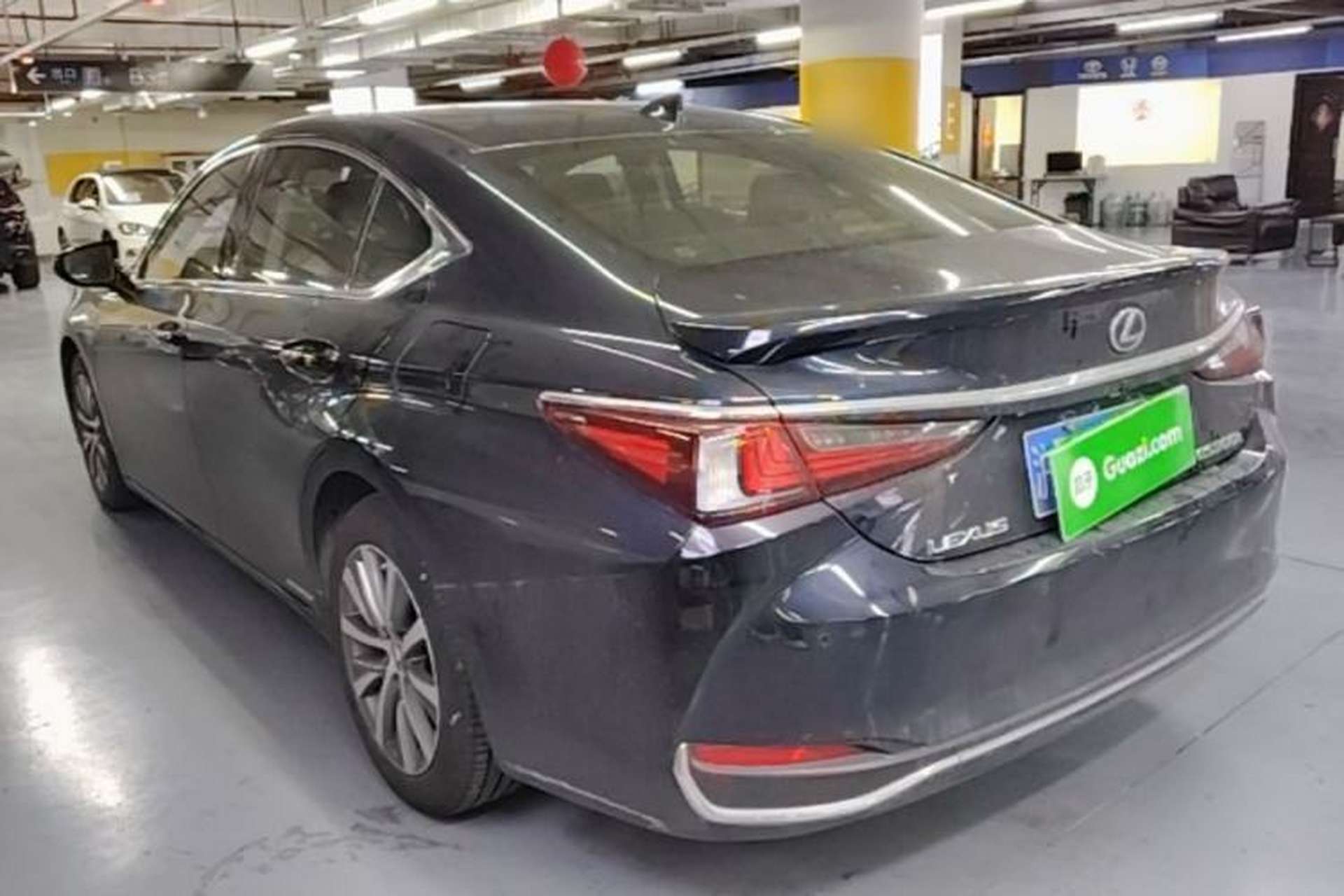 Used Lexus ES 2018 300h Premier Edition China VI Standard Rear Left 45 Deg