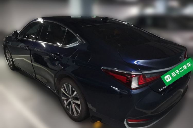 Used Lexus ES 2018 260 Excellence Edition China V Standard Rear Left 45 Deg