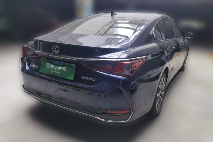 Used Lexus ES 2018 200 Excellence Edition China VI Standard Rear Right 45 Deg
