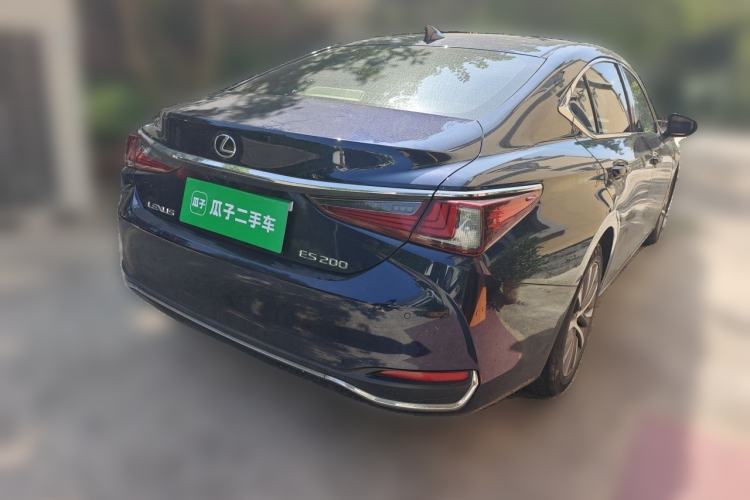 Used Lexus ES 2018 200 Excellence Edition China V Standard Rear Right 45 Deg